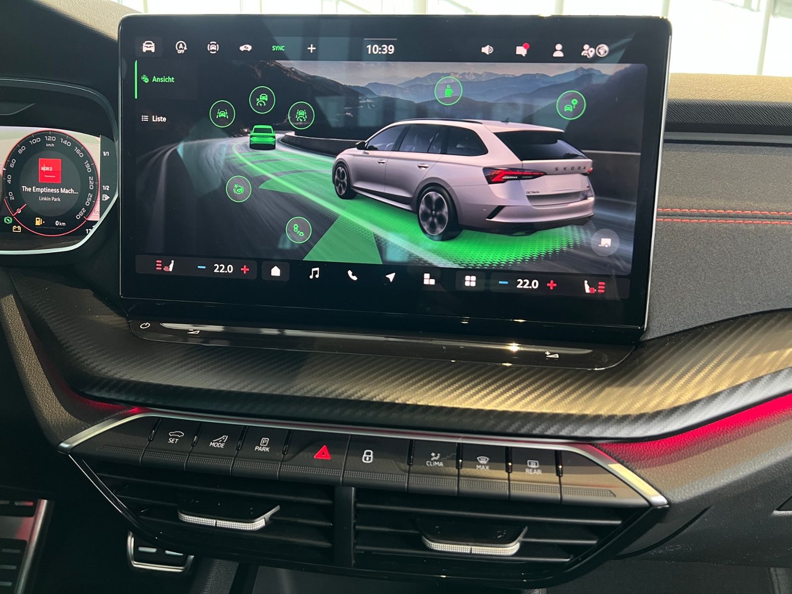 Fahrzeugabbildung SKODA Octavia Combi RS 2.0 TSI DSG *Panorama, AHK, Ind