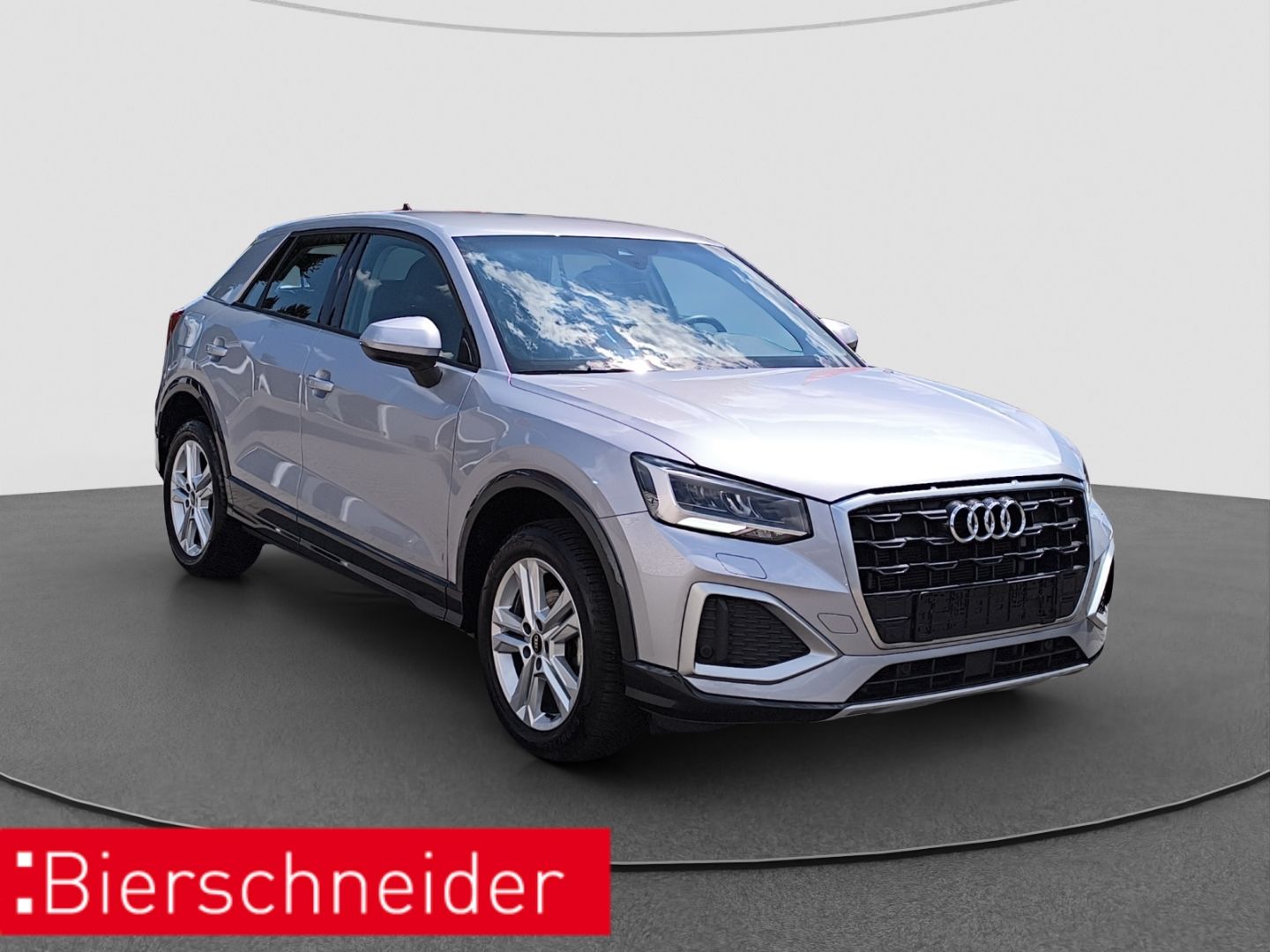 Audi Q2 35 TFSI advanced LED PDC RFK imagem 3