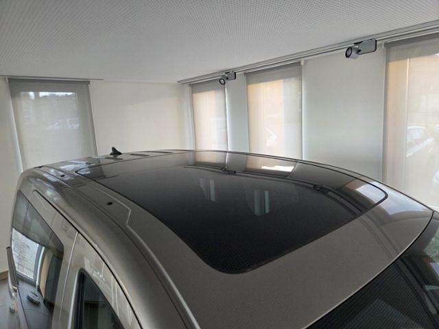 Caddy 1.5 TSI APP PANO PDC ACC 5JGAR