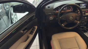 Mercedes E 300 - 7
