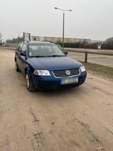 Volkswagen VW Passat 2.0 zu verkaufen - Volkswagen Passat aus 2001: Kombi