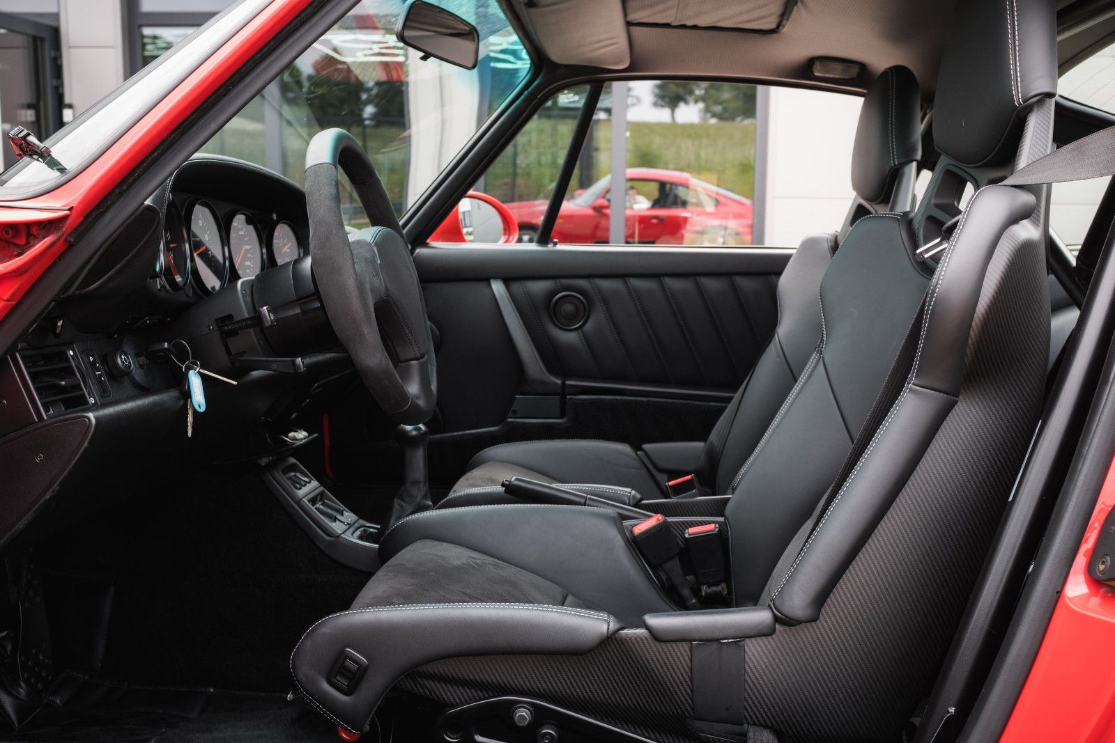 Fahrzeugabbildung Porsche 964 WTL Coupe-Lotec Biturbo-APCarDesign checked!
