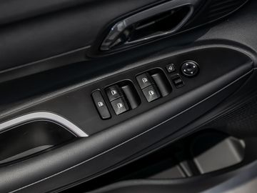 Hyundai i20 1.0 Trend Navi Kamera BOSE Spurhalteassi.