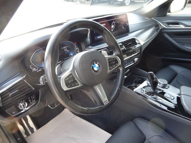 Fahrzeugabbildung BMW 530 e M Sport/1.Hd/Virtual/Leder/Kamera/