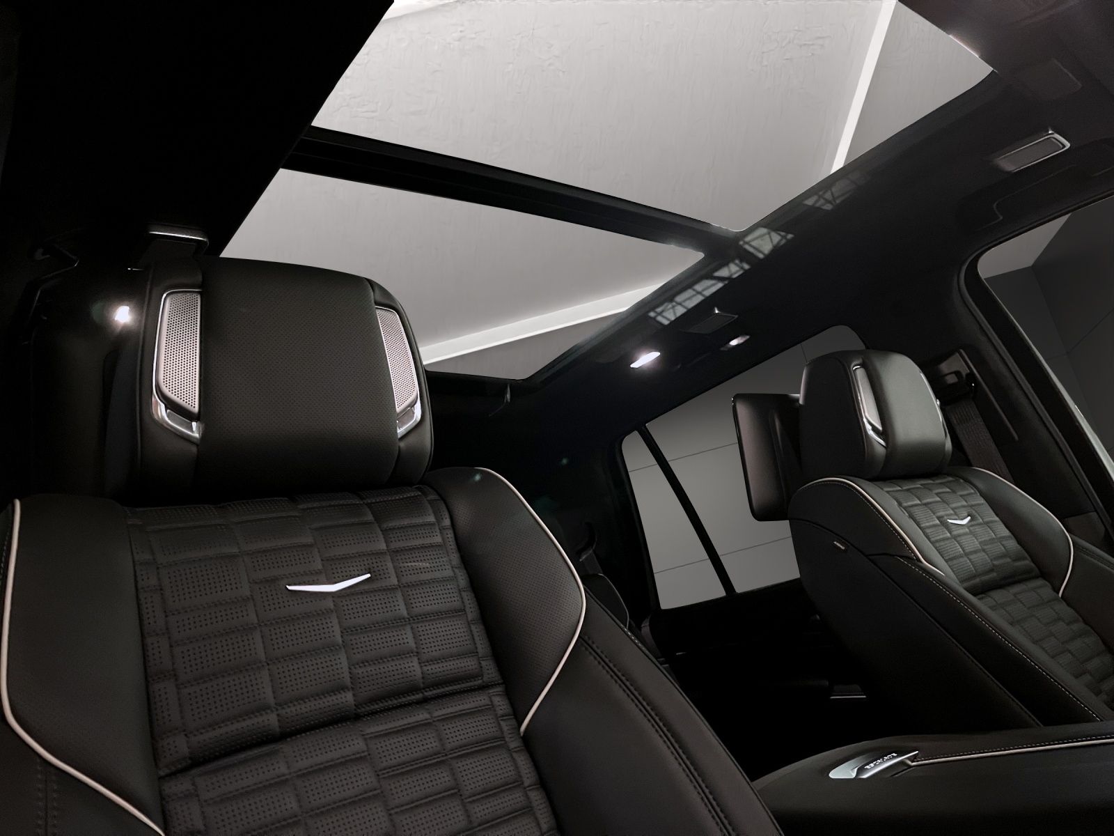 Cadillac Escalade - Bild 16