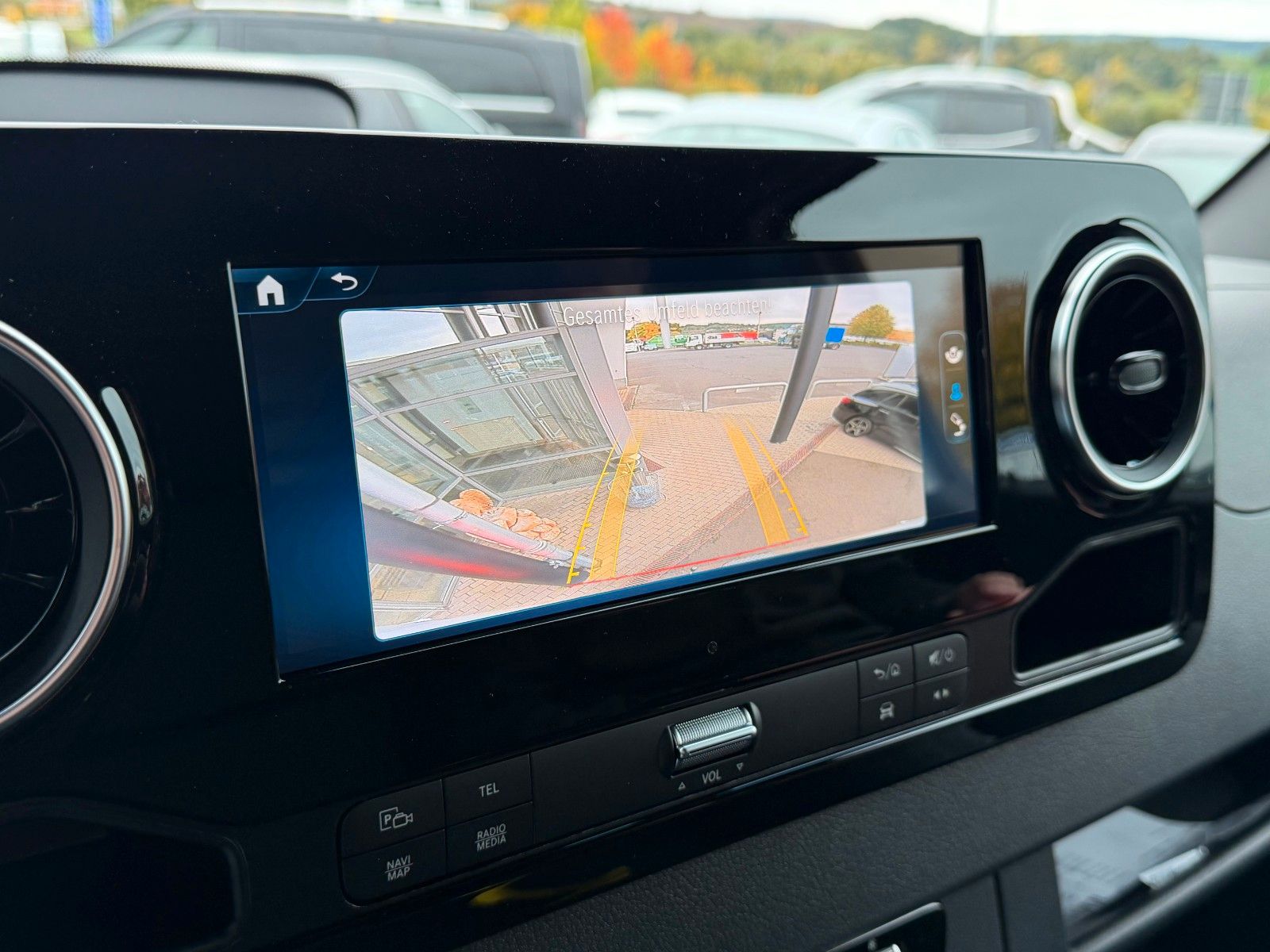 Fahrzeugabbildung Mercedes-Benz Sprinter 317 CDI 3665 9G AHK3,5to Klima Schwing