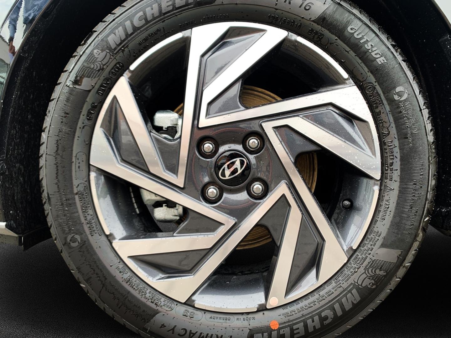 Hyundai i20 1.0T M/T TREND Alu SHZ LHZ Navi