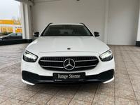 Mercedes-Benz E 300 de T Avantgarde/Distronic/Kamera/LED/Navi