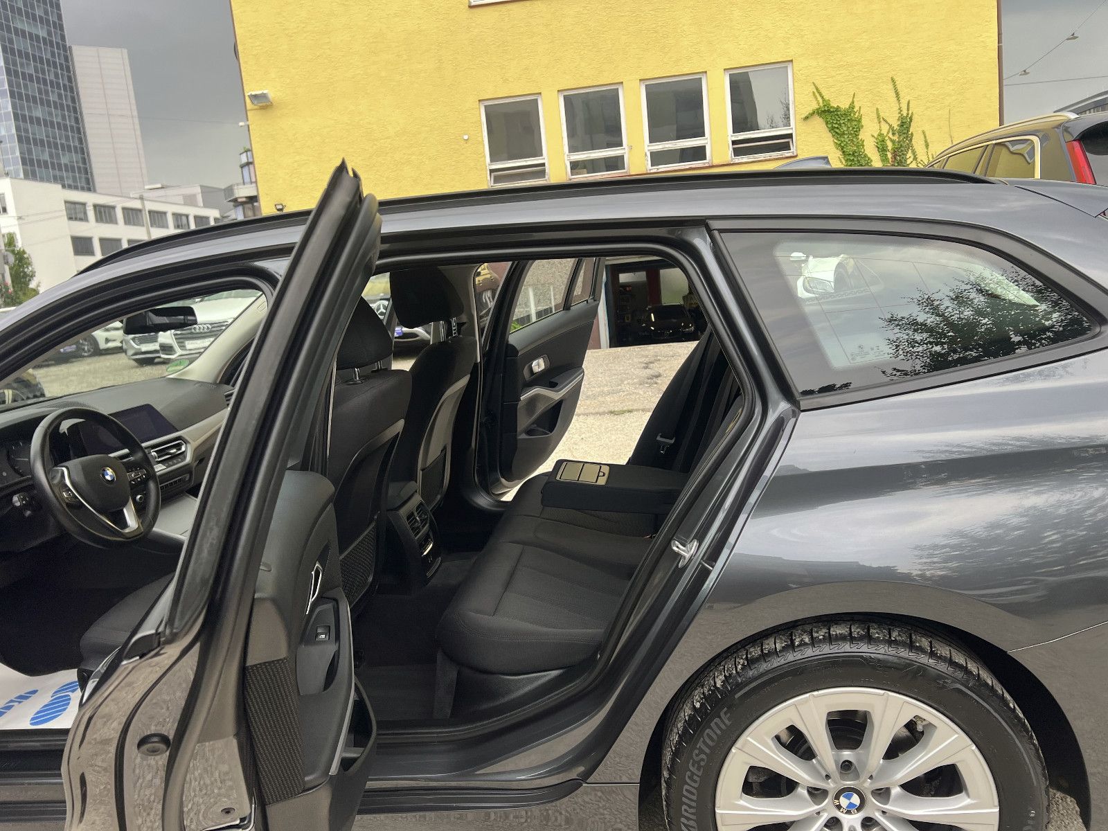 BMW 320 d xDrive Advantage LASER+TOTWINKEL+SPURAS. foto 15