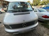 Mercedes-Benz MB Vito Bus - gebrauchte Mercedes-Benz Vito aus dem Jahr 2002