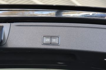 Audi A4 Avant 35 TFSI CARPLAY+FRONT+KEY+LED+17"