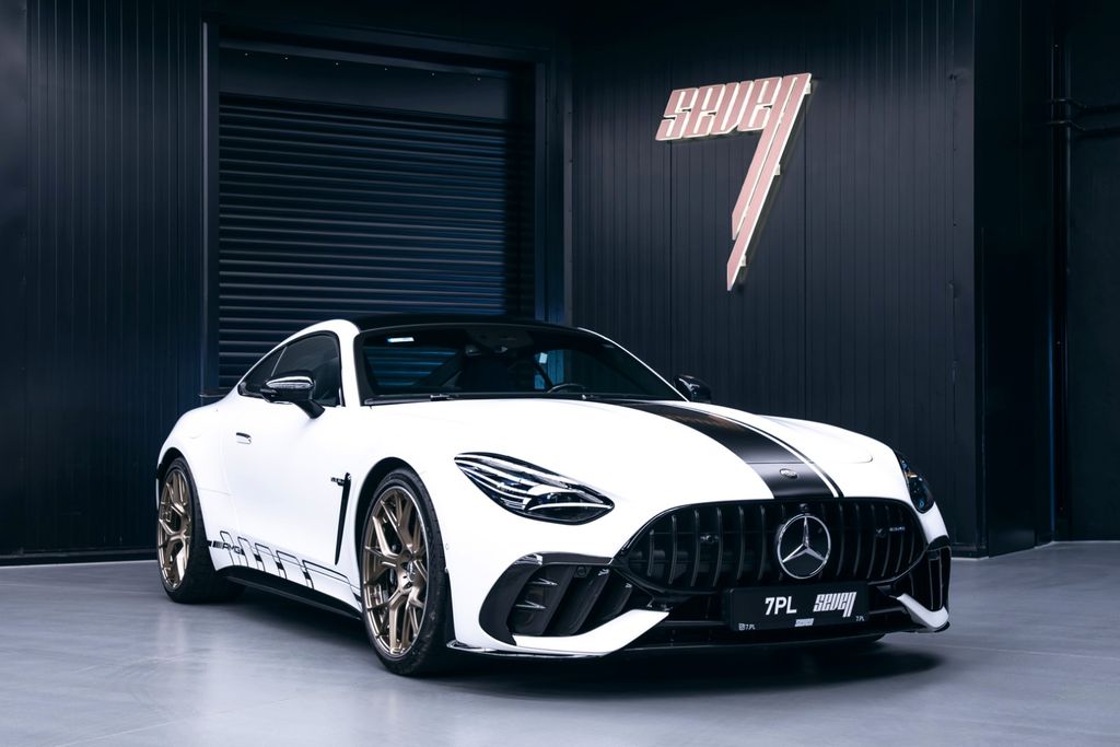 Image of Mercedes-Benz AMG GT