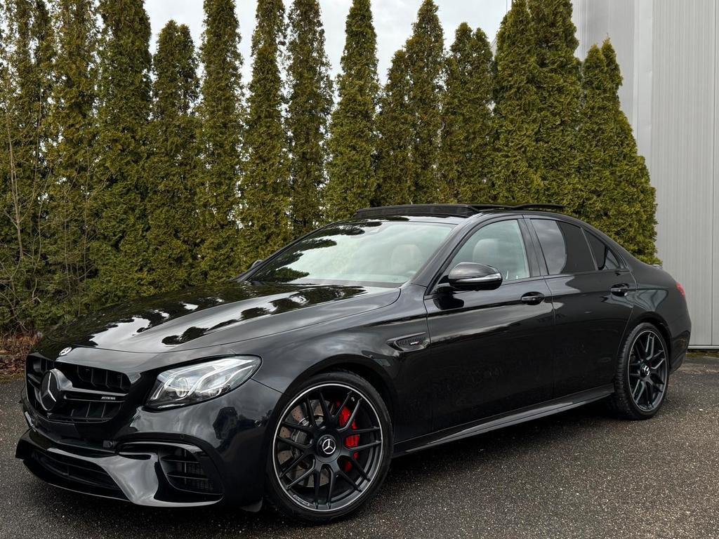 Mercedes-Benz E 63 AMG