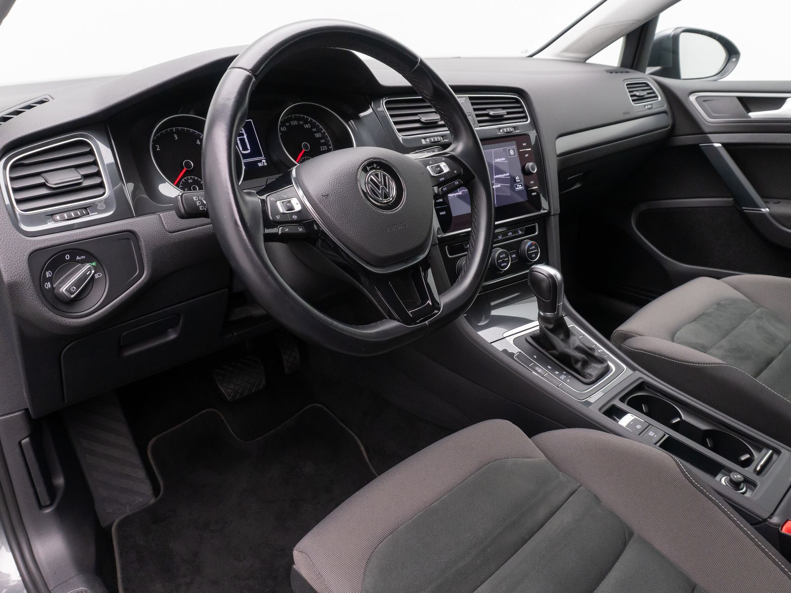 Fahrzeugabbildung Volkswagen Golf VII Variant Comfortline BMT/Start-Stopp PDC