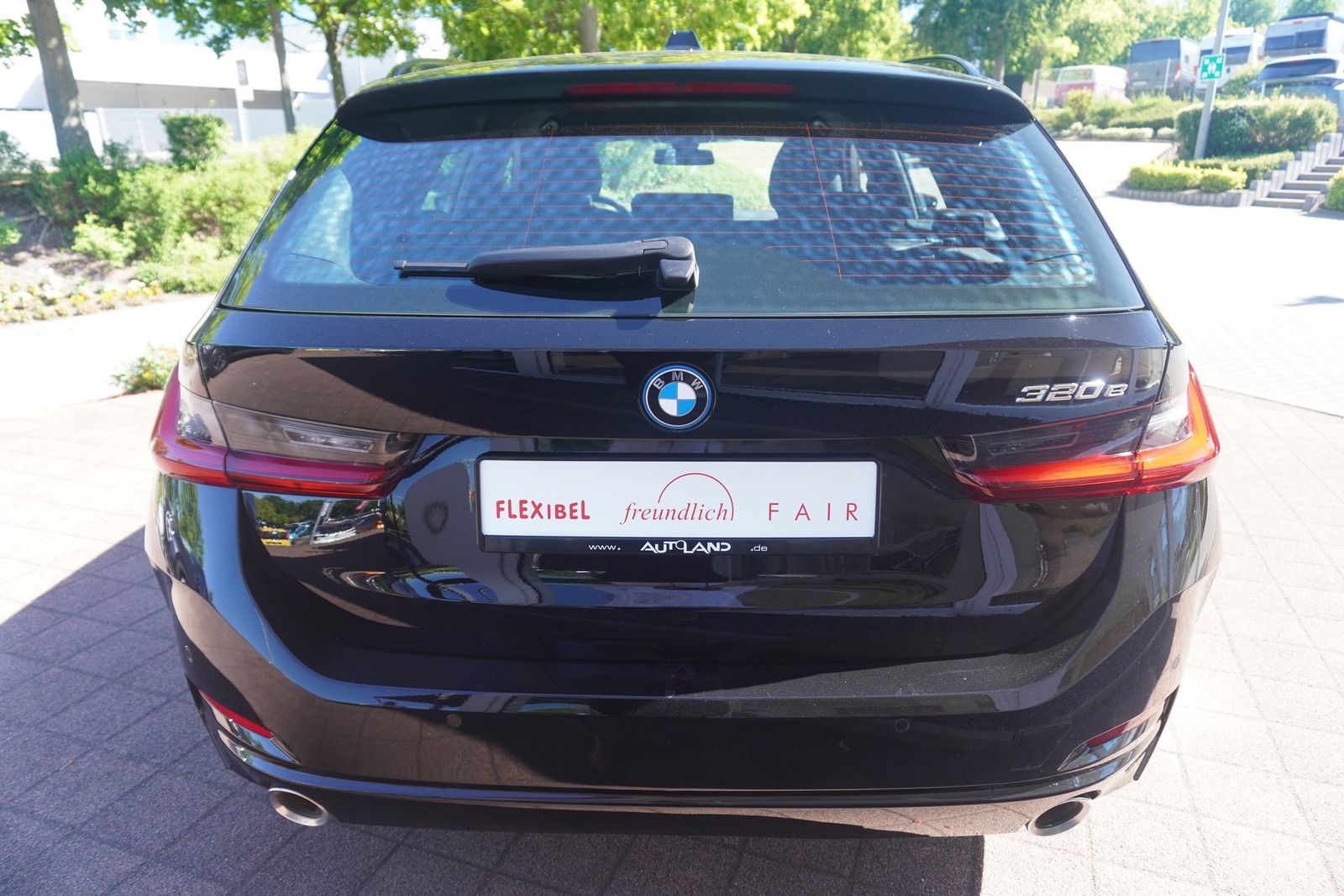 BMW 320e Touring Aut. LED Navi AHK ACC Android Apple foto 4