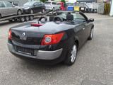 Renault Megane Coupé-Cabriolet Conf. Authent. 2.0 16V - Renault Megane aus 2004: Cabrio