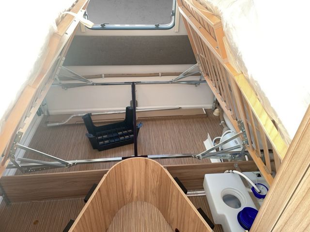 HYMER  ERIBA  HYMERCAR ERIBA Feeling 442