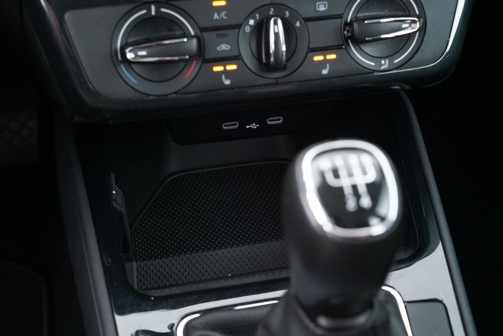 Skoda FABIA TOUR 1.0TSI 1.HAND+APPLE/ANDROID CARPLAY