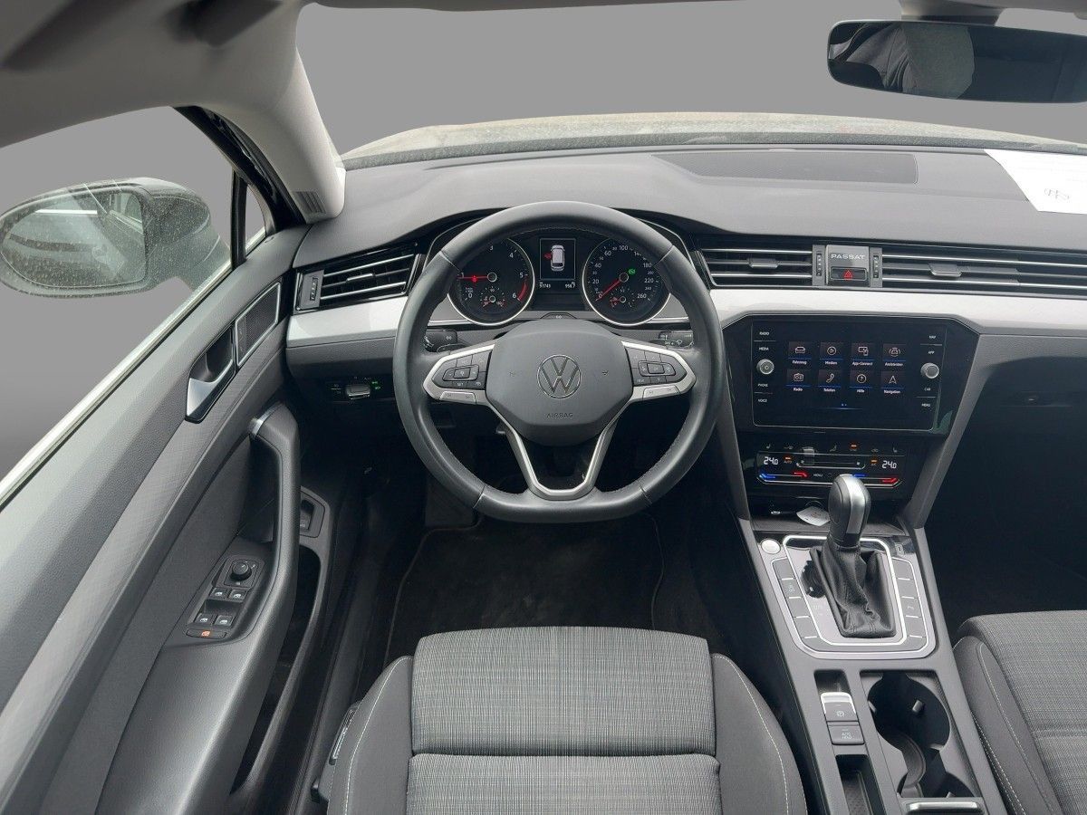 Volkswagen Passat Variant - Bild 11