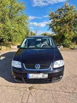 Volkswagen Touran 1,6 Benzin -7 Sitze - gebrauchte VW Touran aus dem Jahr 2006