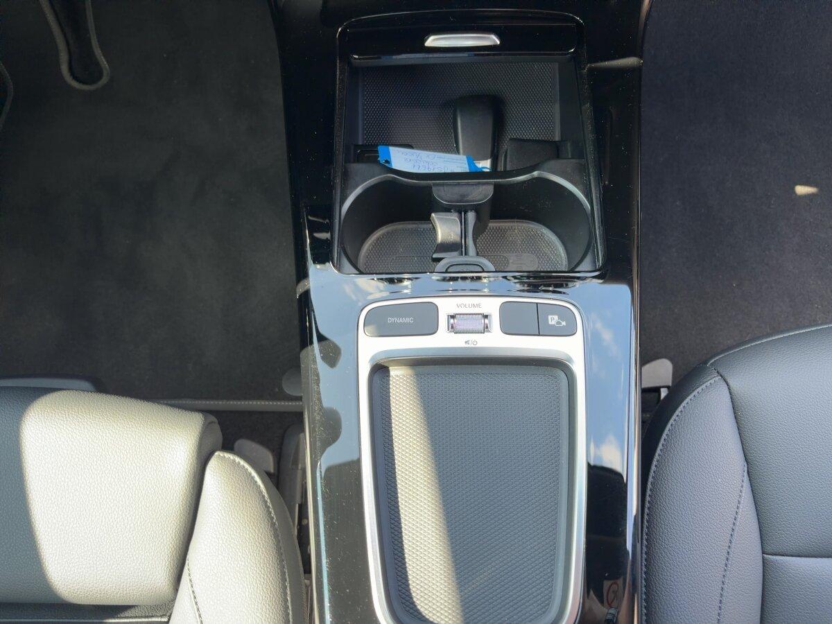 Mercedes-Benz A-Class LED+R.KAMERA+DISTRONIC+MBUX+SPIEG.PAKET+, миниатюра 19
