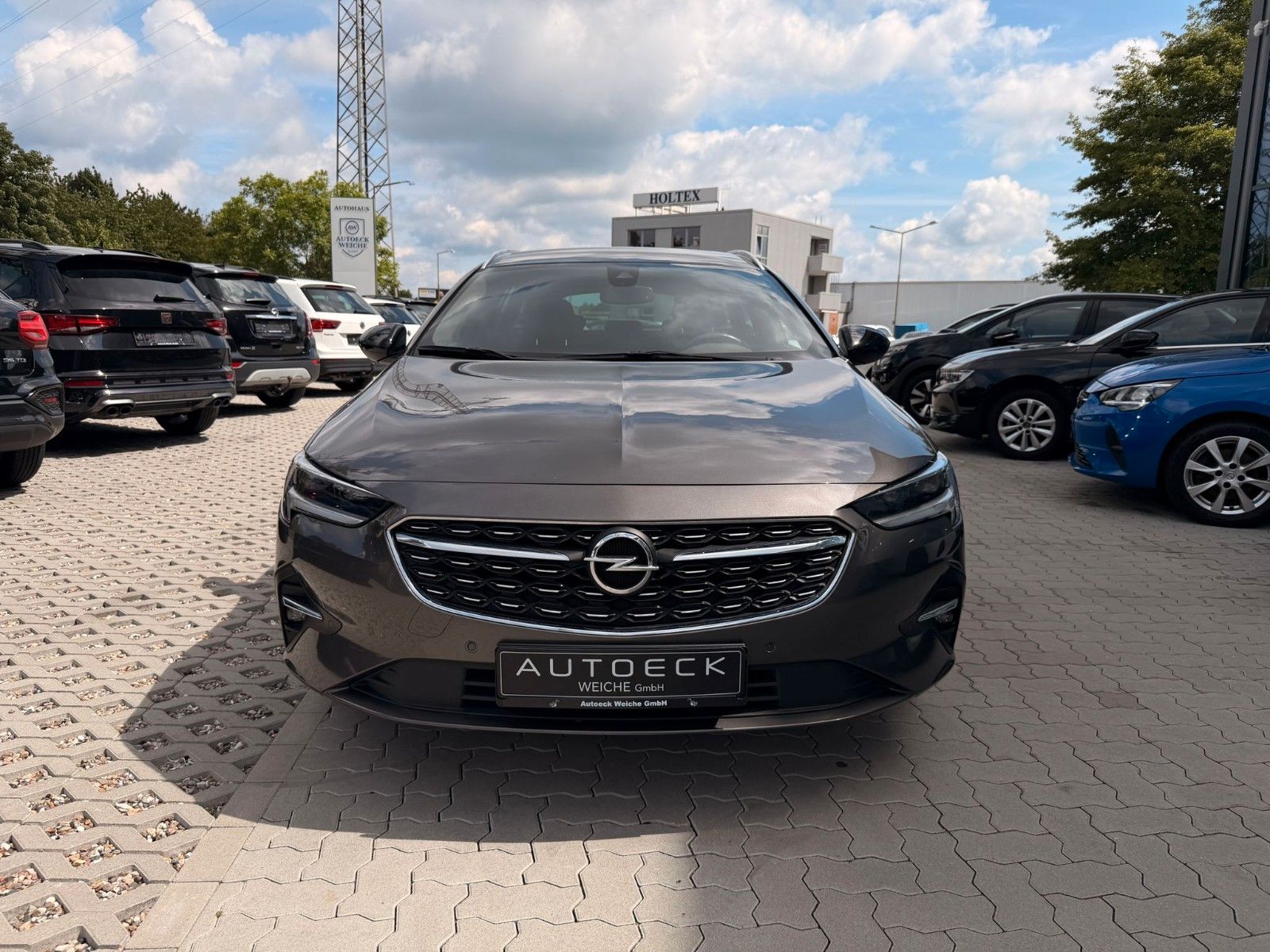 Opel Insignia B ST Business 1.5 CDTI Aut. RFK Temp. N imagem 2