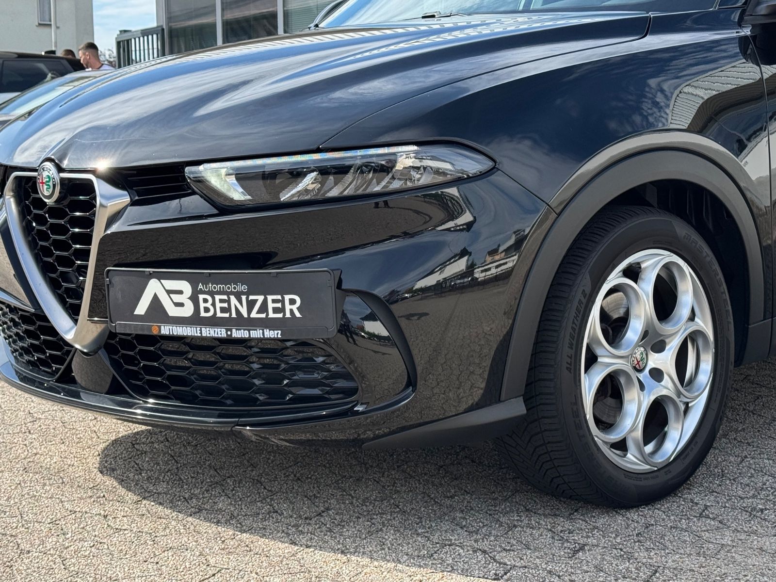 Fahrzeugabbildung Alfa Romeo Tonale Super/LED/PDC/CarPlay/Tempomat/ALU/1Hand