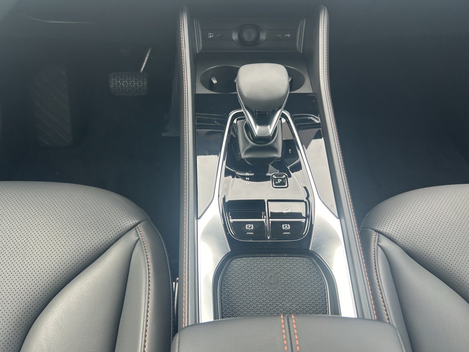 Fahrzeugabbildung MG MG HS HEV Luxury