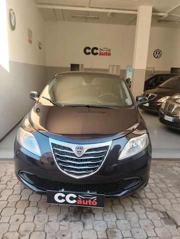 Lancia Ypsilon 1.2 benzina 5 porte come nuova in