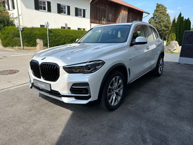 BMW X5 xDrive 30d xLine*PANORAMA*AHK*HARMAN KARDON*