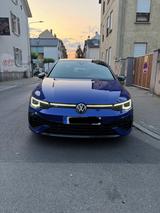 Volkswagen Golf 8r akrapovic Matrix pano hud voll