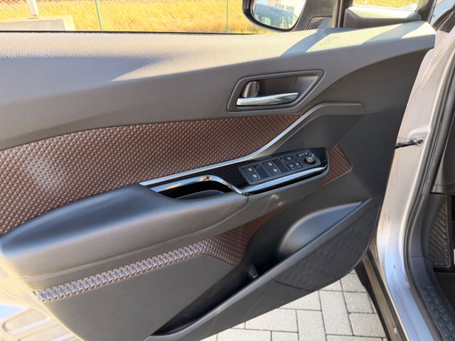 Toyota C-HR Hybrid Lounge