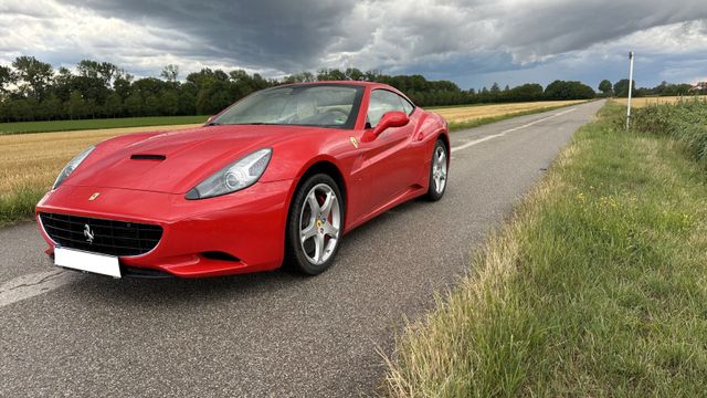 Ferrari California 4.3 V8 4-Sitzer