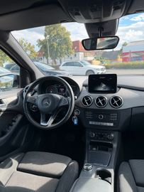 Mercedes B 200 - 6