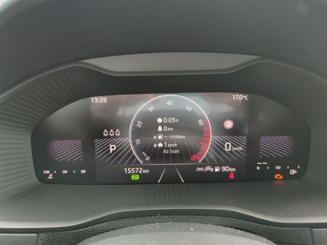 Fahrzeugabbildung SKODA Karoq 1.5 TSI DSG Selection AHK-VORB. RFK MFL SH
