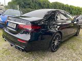 Mercedes-Benz E 53 AMG 4Matic+ Lim. - Mercedes-Benz E-Klasse mit Benzin-Antrieb: Limousine