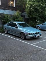 BMW E39 540i, kein Rost, sehr gepflegt. M Paket - BMW 540: E39