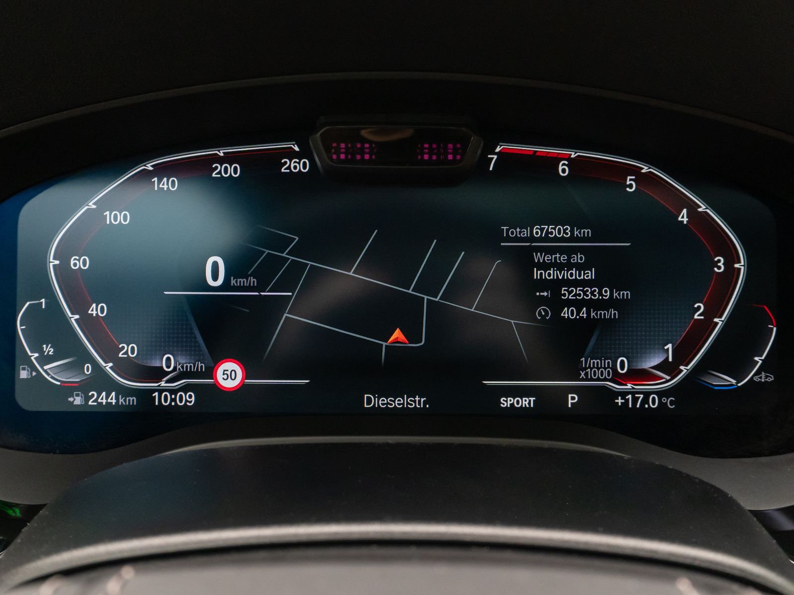Fahrzeugabbildung BMW 530i xD Luxury Line DAB Kamera HUD HiFi Panorama