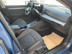 Golf VIII Lim. 1.5 eTSI 85 kW People – Bild 10