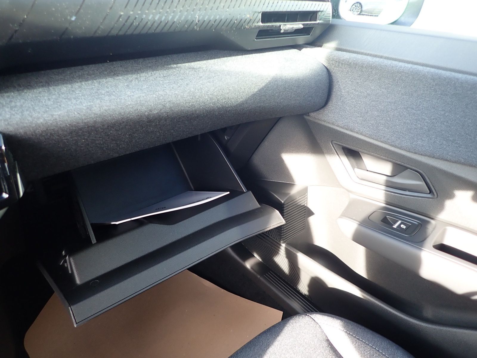 Fahrzeugabbildung Renault Clio Evolution TCe 115