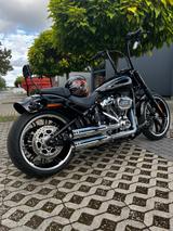 Harley-Davidson Breakout 