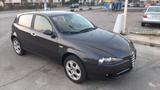 Alfa Romeo 147 1.9 JTD (120) 5 porte Progression - Alfa Romeo 147 mit Diesel-Antrieb