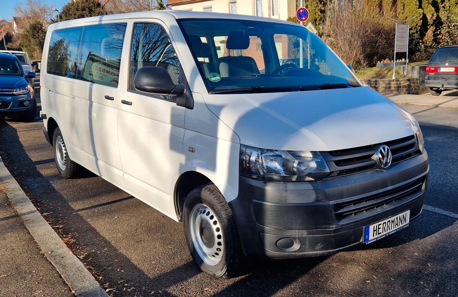 Volkswagen T5 Bus Transporter Kombi lang Klima 1 Hand