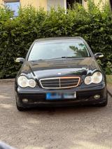 Mercedes-Benz Mercedes C-180 LPG Gas und Benzin - Mercedes-Benz C 180 mit LPG-Antrieb