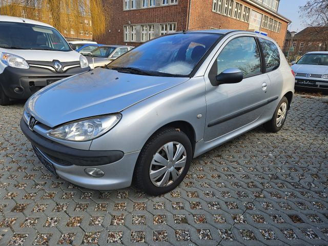 Peugeot 206 /Wenig KM/Klimaanlage