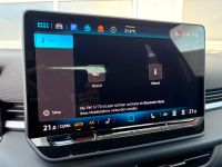 Volkswagen T-Roc 1.5 eTSI DSG 2x R-Line ACC LED KAMERA AHK bei Autohaus Landmann & Maier OHG