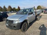 Mitsubishi L200 2.5 DI-D/136CV Single Cab Inform - Mitsubishi L200: Single Cab