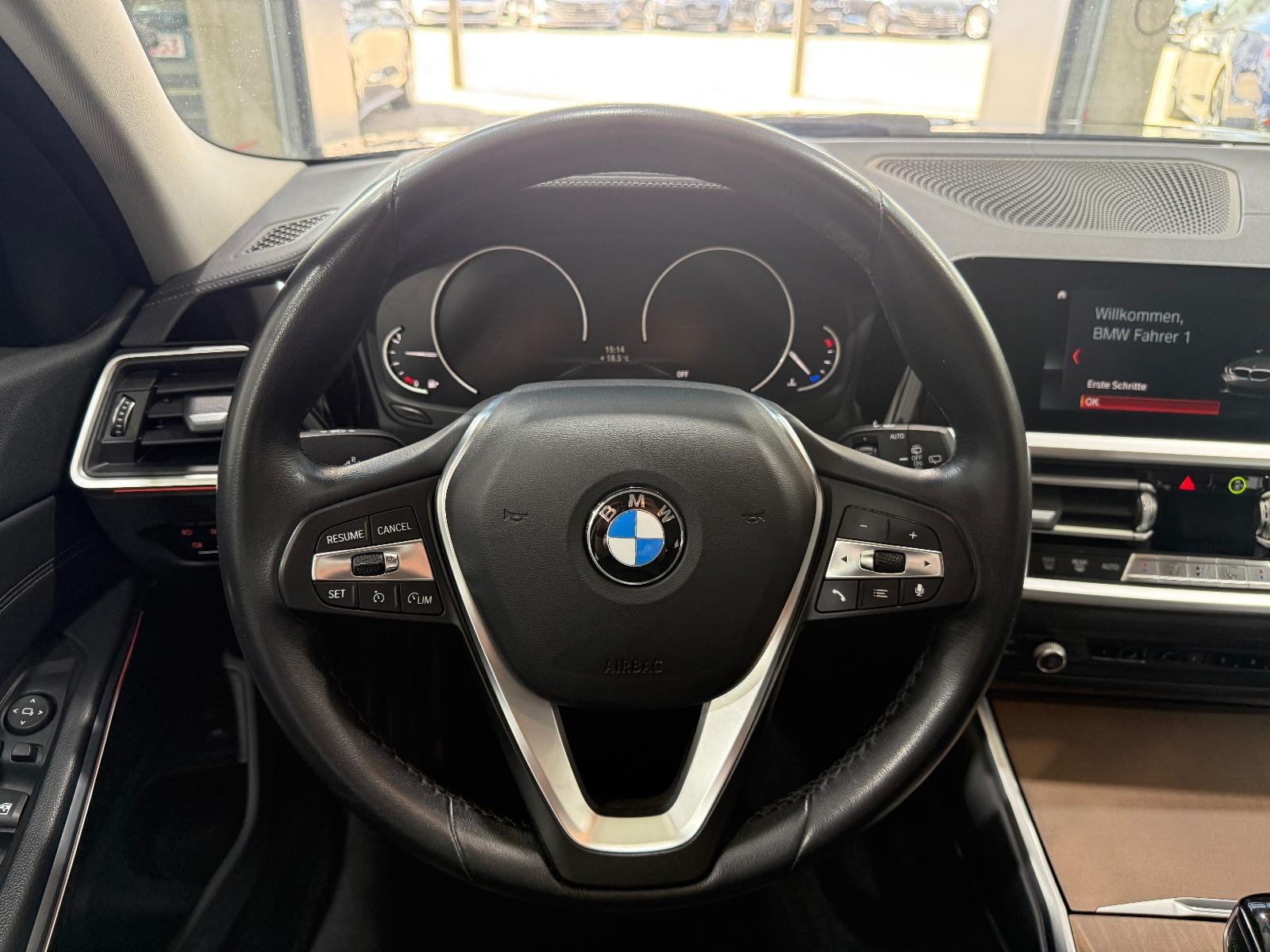 BMW 3 Series iT Luxury Line*LED*Ambiente*DTC*PDC*Leder*, миниатюра 28