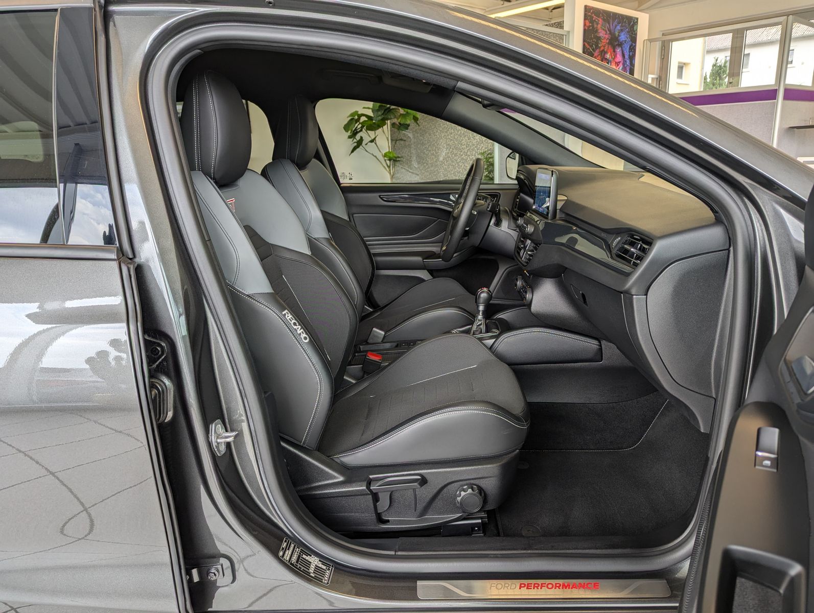 FORD Focus Turnier 2.0 ST Cam Winter-Paket AHK Navi - Image 15