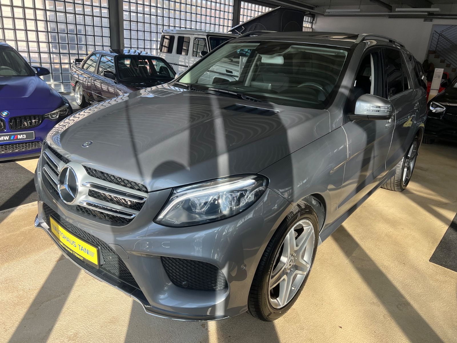 Fahrzeugabbildung Mercedes-Benz GLE 350 d 4Matic AMG LINE *SCHIEBEDACH*ANHK*